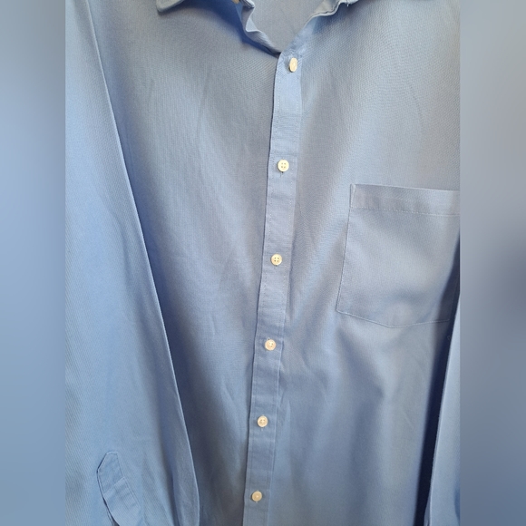 Mens Van Heusen Regular Fit Blue Button Down Dress Shirt - Picture 3 of 9